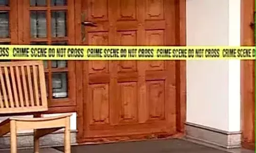 เดตเดณเดชเดเตเดเดฃเดคเตเดคเต เดตเตเดฏเดพเดชเดพเดฐเดฟเดฏเตเดเต เดตเตเดเตเดเดฟเดฒเตโ เดตเดจเตโ เดเดตเดฐเตโเดเตเด; 300 เดชเดตเดจเตเด เดเดฐเต เดเตเดเดฟ เดฐเตเดชเดฏเตเด เดฎเตเดทเตเดเดฟเดเตเดเดคเดพเดฏเดฟ เดชเดฐเดพเดคเดฟ เดตเดณเดชเดเตเดเดฃเดคเตเดคเต เดตเตเดฏเดพเดชเดพเดฐเดฟเดฏเตเดเต เดตเตเดเตเดเดฟเดฒเตโ เดตเดจเตโ เดเดตเดฐเตโเดเตเด; 300 เดชเดตเดจเตเด เดเดฐเต เดเตเดเดฟ เดฐเตเดชเดฏเตเด เดฎเตเดทเตเดเดฟเดเตเดเดคเดพเดฏเดฟ เดชเดฐเดพเดคเดฟ