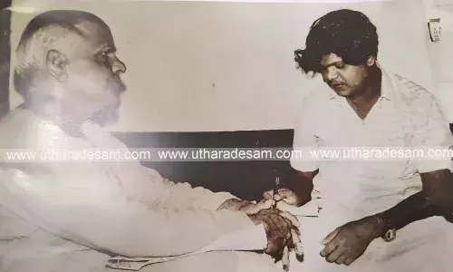 കീഴാളര്ക്ക് വേണ്ടി സ്വജീവിതം ചൂട്ട് ആക്കി നടന്ന സാമൂഹിക വിപ്ലവകാരി കീഴാളര്ക്ക് വേണ്ടി സ്വജീവിതം ചൂട്ട് ആക്കി നടന്ന സാമൂഹിക വിപ്ലവകാരി