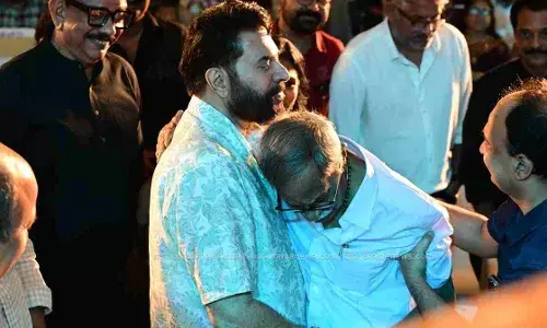 ആ മനുഷ്യന്റെ മകനാണു ഞാനെന്നു എനിക്ക് തോന്നി വൈകാരിക കുറിപ്പുമായി മമ്മൂട്ടി