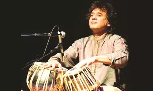 തബലയുടെ ഉപാസകാ, താളാഞ്ജലികള്‍