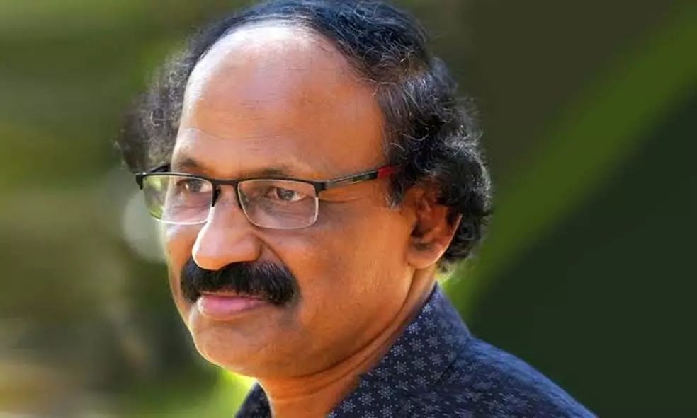 എഴുത്തിന്റെ 50 വര്‍ഷം : അംബികാസുതന്‍ മാങ്ങാടിന്  സ്‌നേഹാദരവും പുസ്തക പ്രകാശനവും നാളെ