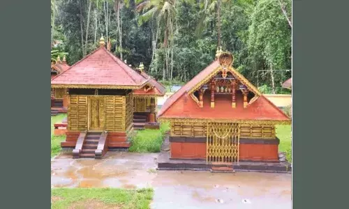 ഒരുക്കങ്ങളായി; ആദൂര് പെരുങ്കളിയാട്ട നിറവില് ഒരുക്കങ്ങളായി; ആദൂര് പെരുങ്കളിയാട്ട നിറവില്