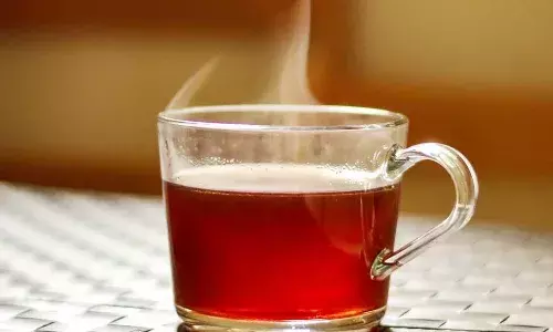 കട്ടന്ചായ ചില്ലറക്കാരനല്ല; അറിയാം ഗുണങ്ങള് കട്ടന്ചായ ചില്ലറക്കാരനല്ല; അറിയാം ഗുണങ്ങള്