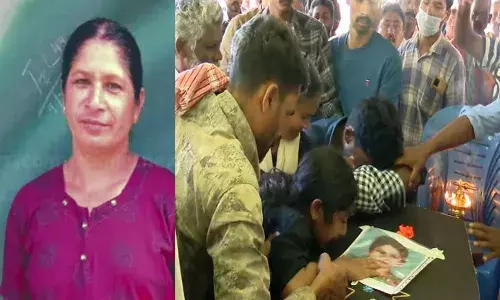 രാധയുടെ മൃതദേഹം വീട്ടിലെത്തിച്ചു; കടുവയ്ക്കായുള്ള തിരച്ചില് ഊര്ജിതം രാധയുടെ മൃതദേഹം വീട്ടിലെത്തിച്ചു; കടുവയ്ക്കായുള്ള തിരച്ചില് ഊര്ജിതം