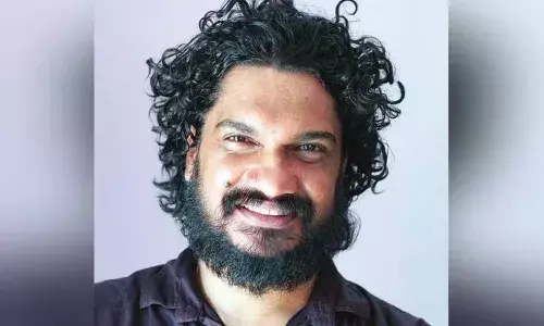 നടിയുടെ പരാതി; സംവിധായകന് സനല്കുമാര് ശശിധരനെതിരെ ലുക്ക് ഔട്ട് നോട്ടീസ് നടിയുടെ പരാതി; സംവിധായകന് സനല്കുമാര് ശശിധരനെതിരെ ലുക്ക് ഔട്ട് നോട്ടീസ്