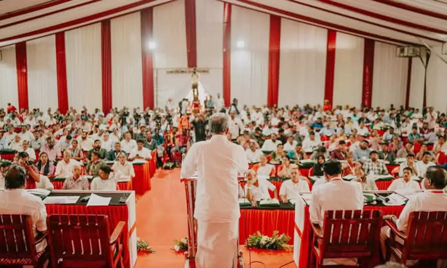 രാജ്യത്ത് സ്ഥിരമായ വര്‍ഗീയ ചേരിതിരിവ് സൃഷ്ടിച്ച് മുതലെടുപ്പ് നടത്താന്‍ കേന്ദ്ര സര്‍ക്കാര്‍ ശ്രമം-വിജയരാഘവന്‍