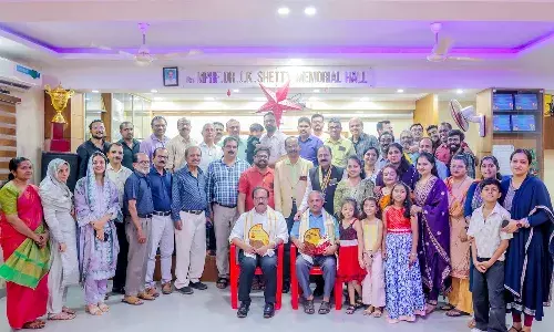 റോട്ടറി ക്ലബ്ബ് പ്രൊഫഷണല് എക്സലന്സി അവാര്ഡ് സമ്മാനിച്ചു റോട്ടറി ക്ലബ്ബ് പ്രൊഫഷണല് എക്സലന്സി അവാര്ഡ് സമ്മാനിച്ചു