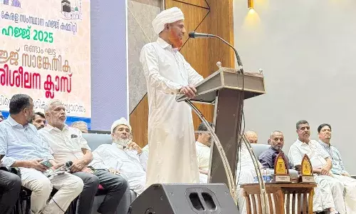 ഹജ്ജ് തീര്ത്ഥാടകരുടെ പാസ്പോര്ട്ട് സമര്പ്പിക്കാന് കലക്ടറേറ്റില് ക്യാമ്പ് നടത്തുമെന്ന് ഹജ്ജ് കമ്മിറ്റി ചെയര്മാന് ഹജ്ജ് തീര്ത്ഥാടകരുടെ പാസ്പോര്ട്ട് സമര്പ്പിക്കാന് കലക്ടറേറ്റില് ക്യാമ്പ് നടത്തുമെന്ന് ഹജ്ജ് കമ്മിറ്റി ചെയര്മാന്