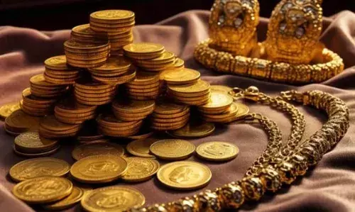 പൊന്നുവില പിന്നോട്ടില്ല: ഇന്നും കൂടി: പവന് 63920 രൂപ