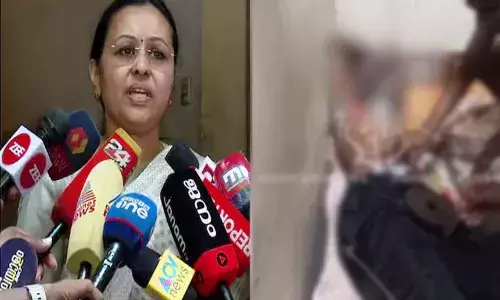 നഴ്സിംഗ് കോളേജ് റാഗിംഗ്: കുറ്റവാളികള്ക്കെതിരെ പരമാവധി നടപടി; മന്ത്രി വീണ ജോര്ജ് നഴ്സിംഗ് കോളേജ് റാഗിംഗ്: കുറ്റവാളികള്ക്കെതിരെ പരമാവധി നടപടി; മന്ത്രി വീണ ജോര്ജ്