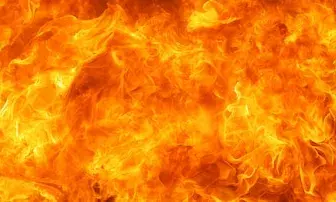 കാഞ്ഞങ്ങാട് വസ്ത്രശാലയിൽ വന് തീപിടിത്തം; കട പൂര്ണമായും കത്തിനശിച്ചു കാഞ്ഞങ്ങാട് വസ്ത്രശാലയിൽ വന് തീപിടിത്തം; കട പൂര്ണമായും കത്തിനശിച്ചു