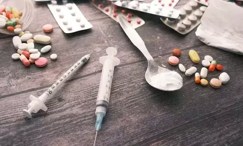 കേരളം ലഹരിയുടെ കരാളഹസ്തത്തിലോ...