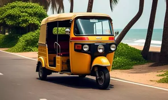 മീറ്റര്‍ പ്രവര്‍ത്തിപ്പിച്ചില്ലെങ്കില്‍ ഓട്ടോയില്‍ സൗജന്യ യാത്ര സ്റ്റിക്കര്‍;ഇന്ന് മുതല്‍ പ്രാബല്യത്തില്‍