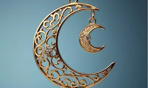 ചെറിയൊരു ആശ്വാസം; സംസ്ഥാനത്ത് സ്വര്ണവിലയില് ഇടിവ് ചെറിയൊരു ആശ്വാസം; സംസ്ഥാനത്ത് സ്വര്ണവിലയില് ഇടിവ്