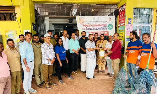 കാസര്കോട് നഗരസഭയില് തെരുവ് നായകള്ക്കുള്ള പേവിഷബാധ കുത്തിവെപ്പ് തുടങ്ങി കാസര്കോട് നഗരസഭയില് തെരുവ് നായകള്ക്കുള്ള പേവിഷബാധ കുത്തിവെപ്പ് തുടങ്ങി