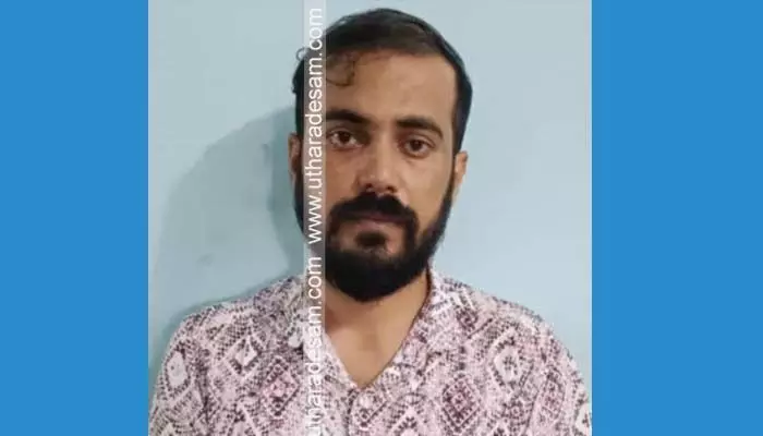 ബംഗളൂരുവില് നിന്ന് കാസര്കോട്ടേക്ക് എം.ഡി.എം.എ കടത്തുന്ന സംഘത്തിലെ പ്രധാനിയായ കര്ണ്ണാടക സ്വദേശി അറസ്റ്റില് ബംഗളൂരുവില് നിന്ന് കാസര്കോട്ടേക്ക് എം.ഡി.എം.എ കടത്തുന്ന സംഘത്തിലെ പ്രധാനിയായ കര്ണ്ണാടക സ്വദേശി അറസ്റ്റില്