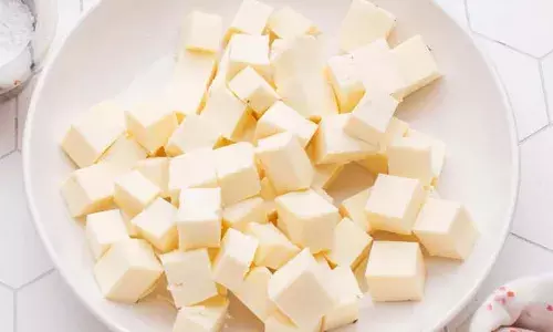 കിടിലന് രുചിയില് പനീര് വീട്ടില് തന്നെ ഉണ്ടാക്കാം കിടിലന് രുചിയില് പനീര് വീട്ടില് തന്നെ ഉണ്ടാക്കാം