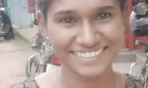 ആത്മഹത്യയ്ക്ക് ശ്രമിച്ച് ഗുരുതരാവസ്ഥയിൽ കഴിയുകയായിരുന്നു നഴ്സിംഗ് വിദ്യാർഥിനി മരിച്ചു