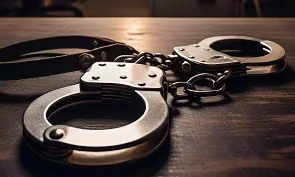 ബേക്കലില്‍ നിരോധിത പുകയില ഉല്‍പ്പന്നങ്ങളുമായി യു.പി സ്വദേശികള്‍ പിടിയില്‍