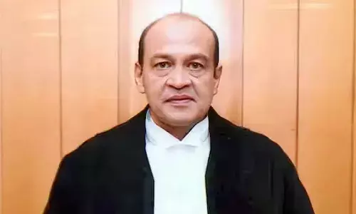 പൊലീസ് ഉദ്യോഗസ്ഥരുടെ ഫോണ് പരിശോധിക്കും പൊലീസ് ഉദ്യോഗസ്ഥരുടെ ഫോണ് പരിശോധിക്കും