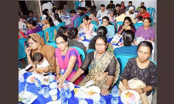 IFTAR MEET | കിംസ് ആസ് പത്രിയില് ഇഫ് താര് സംഗമം നടത്തി IFTAR MEET | കിംസ് ആസ് പത്രിയില് ഇഫ് താര് സംഗമം നടത്തി