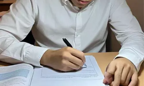 INVESTIGATION | เดชเตเดฒเดธเต เดตเดฃเตโ เดเดเดชเตเดฐเตเดตเตโเดฎเตเดจเตเดฑเต เดชเดฐเตเดเตเดทเดเตเดเดฟเดเต เดเดณเตโเดฎเดพเดฑเดพเดเตเดเด; เด
เดจเตเดตเตเดทเดฃเดคเตเดคเดฟเดจเตเดฐเตเดเตเดเดฟ เดตเดฟเดฆเตเดฏเดพเดญเตเดฏเดพเดธเดตเดเตเดชเตเดชเต INVESTIGATION | เดชเตเดฒเดธเต เดตเดฃเตโ เดเดเดชเตเดฐเตเดตเตโเดฎเตเดจเตเดฑเต เดชเดฐเตเดเตเดทเดเตเดเดฟเดเต เดเดณเตโเดฎเดพเดฑเดพเดเตเดเด; เด
เดจเตเดตเตเดทเดฃเดคเตเดคเดฟเดจเตเดฐเตเดเตเดเดฟ เดตเดฟเดฆเตเดฏเดพเดญเตเดฏเดพเดธเดตเดเตเดชเตเดชเต