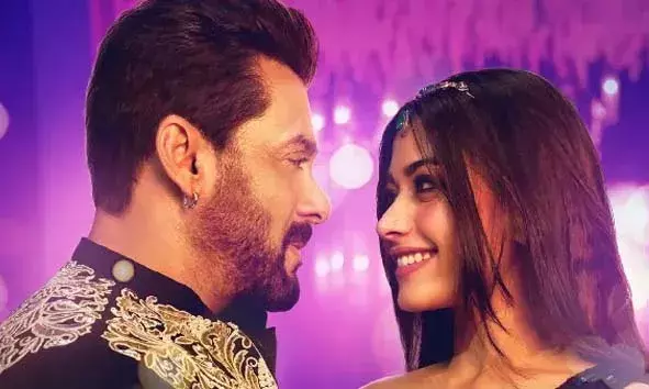 SIKANDAR | എമ്പുരാനുമായി കൊമ്പുകോര്‍ക്കാന്‍ സല്‍മാന്‍ ഖാന്റെ സിക്കന്ദര്‍; ആദ്യ ദിവസത്തെ കലക്ഷന്‍ വിവരം ഇങ്ങനെ!