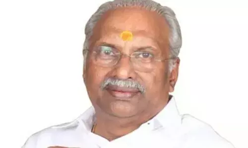 Enforcement Raid | നിര്മാതാവ് ഗോകുലം ഗോപാലന്റെ ചെന്നൈ- കോഴിക്കോട് ഓഫീസുകളിലും വീടുകളിലും ഇഡി റെയ് ഡ്; ചോദ്യം ചെയ്യല് ആരംഭിച്ചു Enforcement Raid | നിര്മാതാവ് ഗോകുലം ഗോപാലന്റെ ചെന്നൈ- കോഴിക്കോട് ഓഫീസുകളിലും വീടുകളിലും ഇഡി റെയ് ഡ്; ചോദ്യം ചെയ്യല് ആരംഭിച്ചു