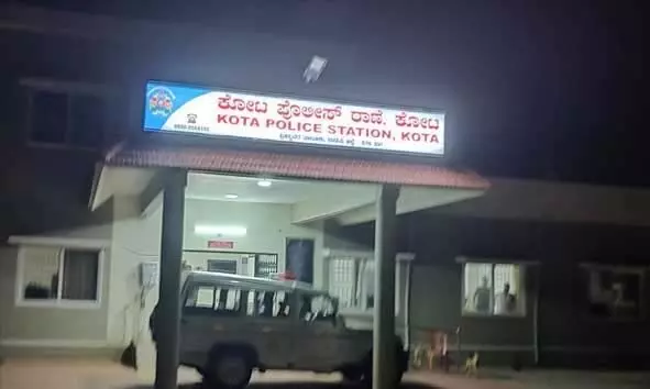 വ്യാജബലാത്സംഗ പരാതി നല്‍കുമെന്ന് ഭീഷണിപ്പെടുത്തി അഭിഭാഷകനില്‍ നിന്നും പണം തട്ടിയെടുത്തു; 2 പേര്‍ക്കെതിരെ കേസ്