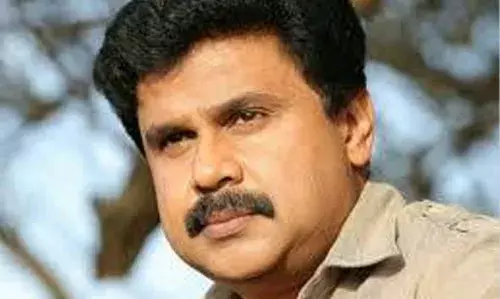 നടിയെ ആക്രമിച്ച കേസില് സിബിഐ അന്വേഷണം ആവശ്യപ്പെട്ട് ദിലീപ് നല്കിയ ഹര്ജി തള്ളി ഹൈക്കോടതി നടിയെ ആക്രമിച്ച കേസില് സിബിഐ അന്വേഷണം ആവശ്യപ്പെട്ട് ദിലീപ് നല്കിയ ഹര്ജി തള്ളി ഹൈക്കോടതി