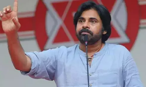 സിംഗപ്പൂരിലെ സ്‌കൂളില്‍ ഉണ്ടായ തീപിടിത്തത്തില്‍ ആന്ധ്ര ഉപമുഖ്യമന്ത്രി പവന്‍ കല്യാണിന്റെ മകന് പൊള്ളലേറ്റു