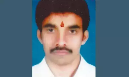 അഡ്വ. സുഹാസ് വധക്കേസിലെ സ്പെഷ്യല് പ്രോസിക്യൂട്ടര് ജോസഫ് തോമസ് രാജിവെച്ചു അഡ്വ. സുഹാസ് വധക്കേസിലെ സ്പെഷ്യല് പ്രോസിക്യൂട്ടര് ജോസഫ് തോമസ് രാജിവെച്ചു