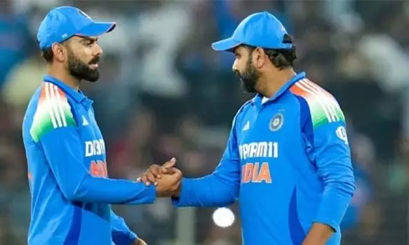 ബി.സി.സി.ഐ കേന്ദ്ര കരാറുകള് പ്രഖ്യാപിച്ചു: രോഹിത് ശര്മ്മയേയും വിരാട് കോഹ് ലിയേയും ടോപ്പ് ഗ്രേഡില് നിലനിര്ത്തി, ശ്രേയസ് അയ്യരും ഇഷാന് കിഷനും തിരിച്ചെത്തി ബി.സി.സി.ഐ കേന്ദ്ര കരാറുകള് പ്രഖ്യാപിച്ചു: രോഹിത് ശര്മ്മയേയും വിരാട് കോഹ് ലിയേയും ടോപ്പ് ഗ്രേഡില് നിലനിര്ത്തി, ശ്രേയസ് അയ്യരും ഇഷാന് കിഷനും തിരിച്ചെത്തി