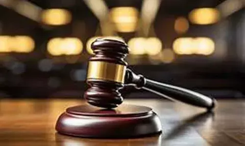 വാഹനങ്ങള് പാര്ക്ക് ചെയ്യുന്നത് സംബന്ധിച്ച തര്ക്കത്തിനിടെ 6 പേര്ക്ക് കുത്തേറ്റ സംഭവം; 4 പ്രതികള്ക്ക് 3 വര്ഷവും 9 മാസവും തടവ് വാഹനങ്ങള് പാര്ക്ക് ചെയ്യുന്നത് സംബന്ധിച്ച തര്ക്കത്തിനിടെ 6 പേര്ക്ക് കുത്തേറ്റ സംഭവം; 4 പ്രതികള്ക്ക് 3 വര്ഷവും 9 മാസവും തടവ്