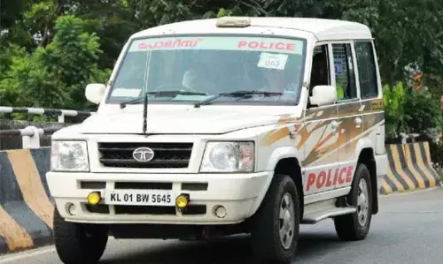 കാഞ്ഞങ്ങാട് വീടുകളില്‍ നടത്തിയ പരിശോധനയില്‍ എം.ഡി.എം.എയും കഞ്ചാവും പിടികൂടി; 2 പേര്‍ക്കെതിരെ കേസ്