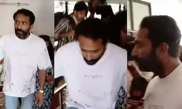 ഷൈന് ടോം ചാക്കോ ചോദ്യം ചെയ്യലിന് എത്തിയത് ബെംഗളൂരുവിലെ ഡി അഡിക്ഷന് സെന്ററില് നിന്നും; ശ്രീനാഥ് ഭാസിയും മോഡല് സൗമ്യയും എക് സൈസ് ഓഫീസില് ഷൈന് ടോം ചാക്കോ ചോദ്യം ചെയ്യലിന് എത്തിയത് ബെംഗളൂരുവിലെ ഡി അഡിക്ഷന് സെന്ററില് നിന്നും; ശ്രീനാഥ് ഭാസിയും മോഡല് സൗമ്യയും എക് സൈസ് ഓഫീസില്