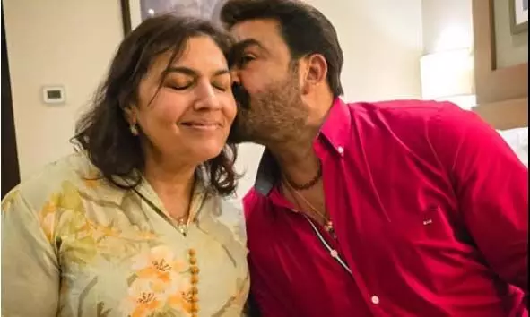 എന്നേക്കും നിന്റേത്... വിവാഹ വാര്ഷികദിനത്തില് ഭാര്യ സുചിത്രയ്ക്ക് ചുംബനം നല്കുന്ന ഫോട്ടോ പങ്കുവച്ച് മോഹന്ലാല് എന്നേക്കും നിന്റേത്... വിവാഹ വാര്ഷികദിനത്തില് ഭാര്യ സുചിത്രയ്ക്ക് ചുംബനം നല്കുന്ന ഫോട്ടോ പങ്കുവച്ച് മോഹന്ലാല്