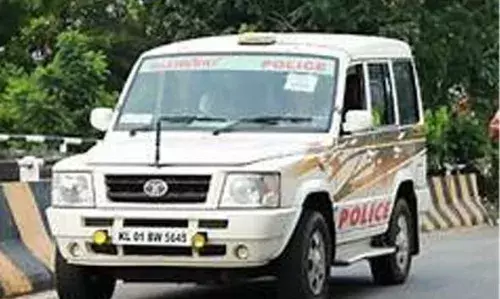 കാഞ്ഞങ്ങാട്ട് പൂച്ചക്കാട്ടെ യുവാവിനെയും അതിഥി തൊഴിലാളിയേയും വളഞ്ഞിട്ട് മര്‍ദിച്ചു; 7 പേര്‍ക്കെതിരെ കേസ്