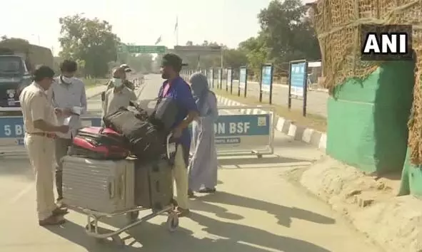 ഇന്ത്യയുടെ തിരിച്ചടി ഭയന്ന് തിരക്കിട്ട നടപടികളിലേക്ക് പാകിസ്ഥാന്‍; കറാച്ചിയിലും ലാഹോറിലും വ്യോമഗതാഗതം തടഞ്ഞു, വാഗ അതിര്‍ത്തി അടച്ചു