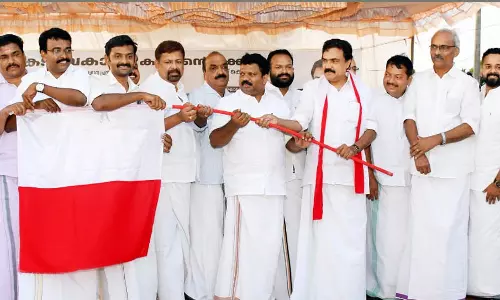 മത്സ്യമേഖലയിലെ പ്രശ്നങ്ങള്ക്ക് ശാശ്വത പരിഹാരം വേണം-ജോസ് കെ. മാണി മത്സ്യമേഖലയിലെ പ്രശ്നങ്ങള്ക്ക് ശാശ്വത പരിഹാരം വേണം-ജോസ് കെ. മാണി