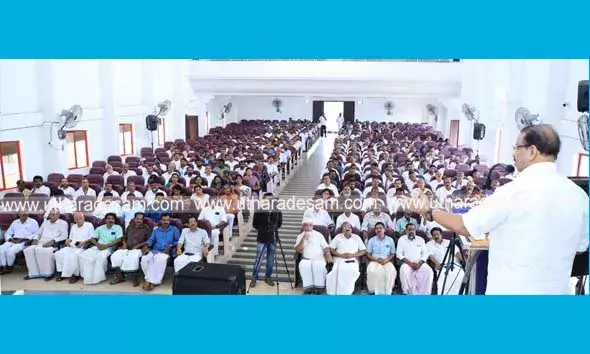 നാടിന് നന്മ ചെയ്ത മുന്‍ഗാമികളെ മറക്കുന്ന മുഖ്യമന്ത്രി പിണറായി വിജയന്‍ തികഞ്ഞ ഏകാധിപതിയാണെന്ന് കെ സുധാകരന്‍ എംപി