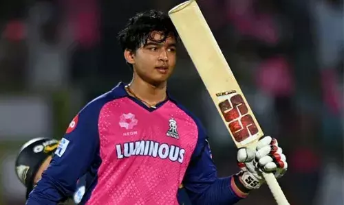 സച്ചിനെ എങ്ങനെയാണോ പൊതിഞ്ഞുപിടിച്ചത് അതുപോലെ വൈഭവിനെയും പൊതിഞ്ഞു പിടിക്കണം; ബിസിസിഐ ക്ക് ഗ്രെഗ് ചാപ്പലിന്റെ മുന്നറിയിപ്പ്