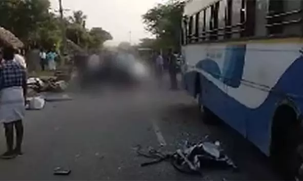 വേളാങ്കണ്ണിയിലേക്ക് തീര്ഥാടന യാത്ര പോയ സംഘത്തിന്റെ വാന് അപകടത്തില്പെട്ടു; 4 മലയാളികള്ക്ക് ദാരുണാന്ത്യം, 3 പേര്ക്ക് പരിക്ക് വേളാങ്കണ്ണിയിലേക്ക് തീര്ഥാടന യാത്ര പോയ സംഘത്തിന്റെ വാന് അപകടത്തില്പെട്ടു; 4 മലയാളികള്ക്ക് ദാരുണാന്ത്യം, 3 പേര്ക്ക് പരിക്ക്