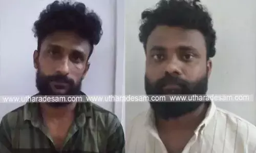 ബദിയടുക്കയില് വന് മയക്കുമരുന്ന് വേട്ട; ലൈഫ് ഭവനപദ്ധതി പ്രകാരം ലഭിച്ച വീട് വാടകയ്ക്കെടുത്ത് ലഹരി വ്യാപാരം; 2 പേര് അറസ്റ്റില് ബദിയടുക്കയില് വന് മയക്കുമരുന്ന് വേട്ട; ലൈഫ് ഭവനപദ്ധതി പ്രകാരം ലഭിച്ച വീട് വാടകയ്ക്കെടുത്ത് ലഹരി വ്യാപാരം; 2 പേര് അറസ്റ്റില്