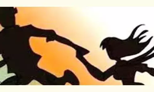 ആസ്പത്രി ജീവനക്കാരിയായ ഭര്‍തൃമതി സഹപ്രവര്‍ത്തകനൊപ്പം നാടുവിട്ടു