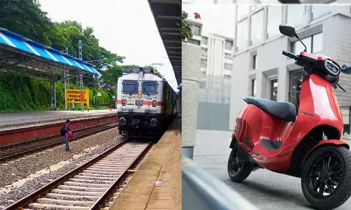 ട്രെയിനിറങ്ങിയാല്‍ പോവാന്‍ വാഹനമില്ലേ? വരുന്നൂ ഇ-സ്‌കൂട്ടറുകള്‍