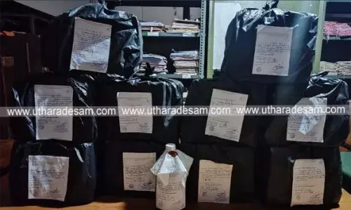 എക് സൈസ് പരിശോധനയില് 43 ലിറ്റര് മദ്യം പിടികൂടി എക് സൈസ് പരിശോധനയില് 43 ലിറ്റര് മദ്യം പിടികൂടി