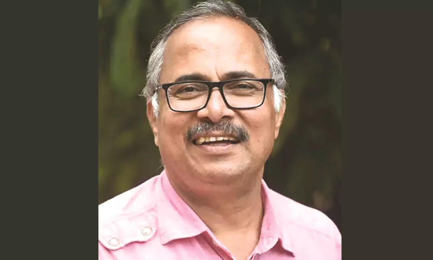 മഹാകവി പി. സ്മാരക ട്രസ്റ്റ് കവിതാ പുരസ്ക്കാരം മാധവന് പുറച്ചേരിക്ക് മഹാകവി പി. സ്മാരക ട്രസ്റ്റ് കവിതാ പുരസ്ക്കാരം മാധവന് പുറച്ചേരിക്ക്