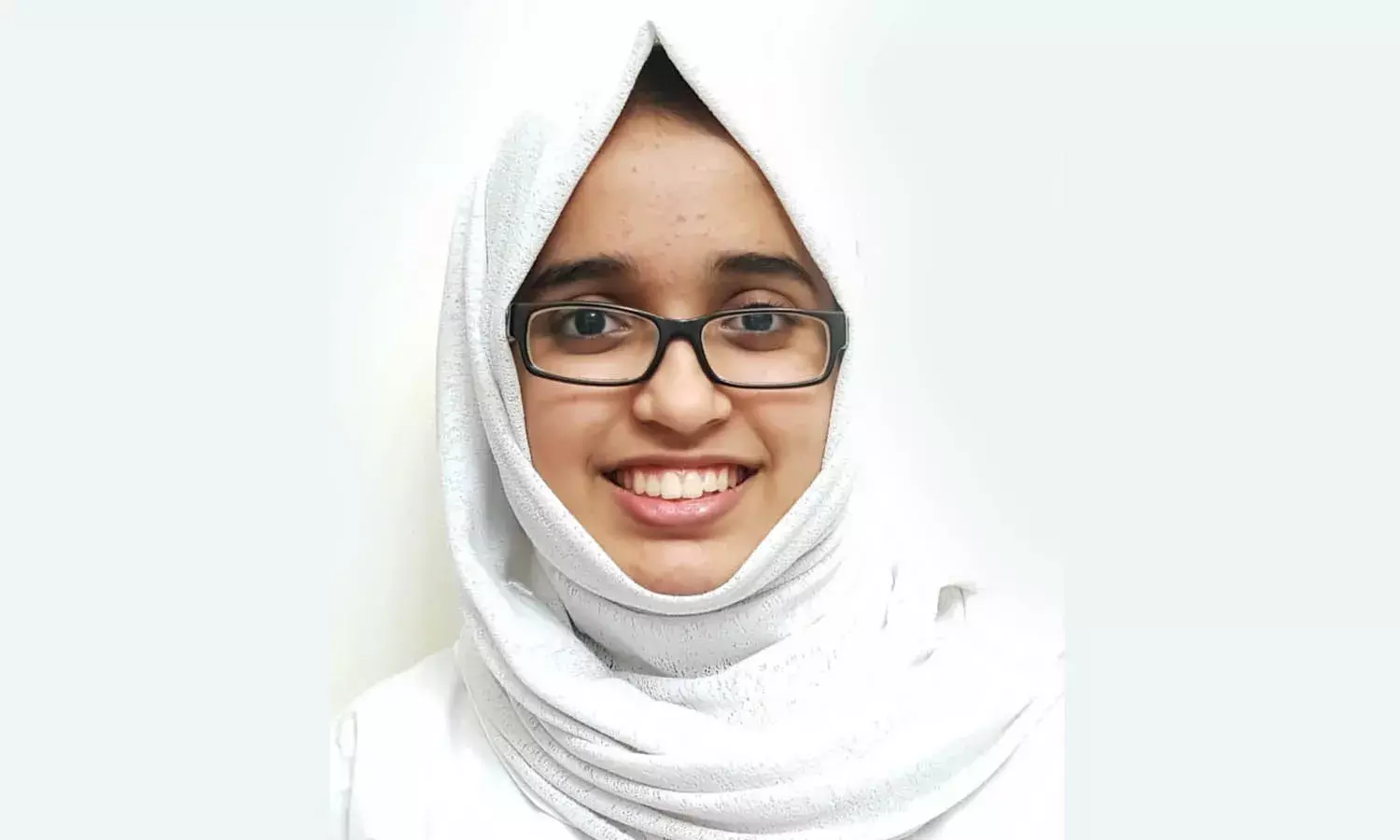 സി.ബി.എസ്.ഇ പ്ലസ് ടു പരീക്ഷയില്‍  മിന്നും ജയം നേടി തളങ്കര സ്വദേശിനി