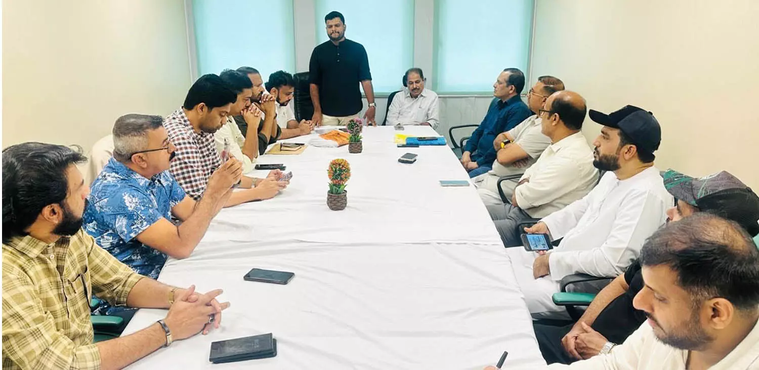 കേരളം ആസ്വദിക്കുന്നത് പ്രവാസികളുടെ വിയര്പ്പിന്റെ ഉപ്പ്- ഷെരീഫ് സാഗര് കേരളം ആസ്വദിക്കുന്നത് പ്രവാസികളുടെ വിയര്പ്പിന്റെ ഉപ്പ്- ഷെരീഫ് സാഗര്